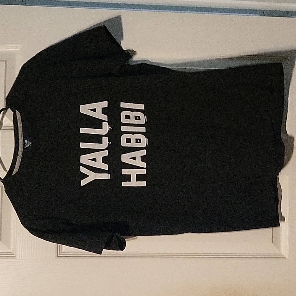 Yalla Habibi tshirt M 🎁Bundle only🎁